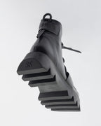 The Lab.yrinth 9970 Black Boots