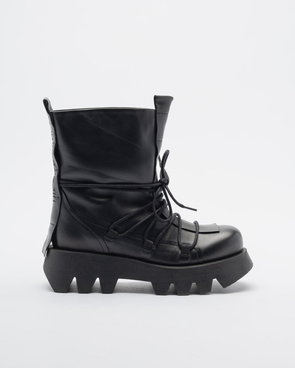 The Lab.yrinth 9972 Black Boots