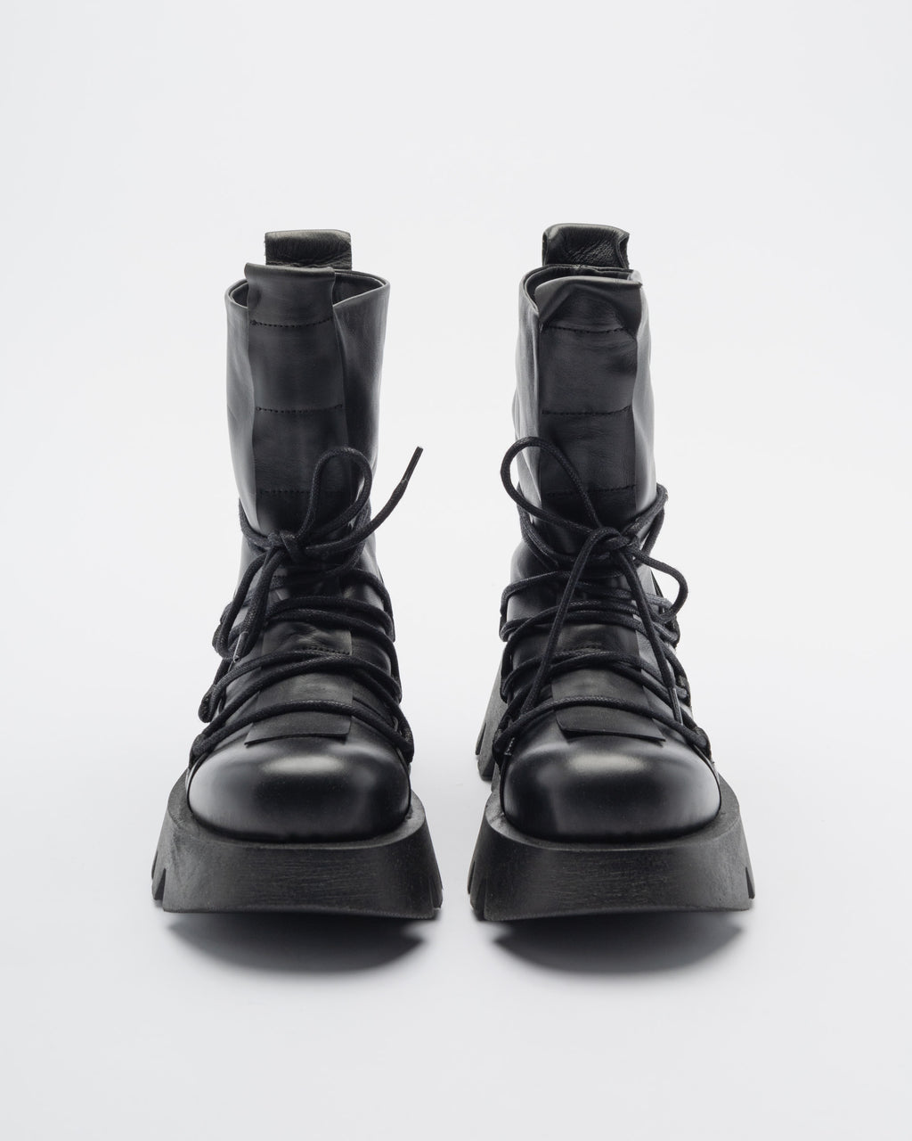 The Lab.yrinth 9972 Black Boots