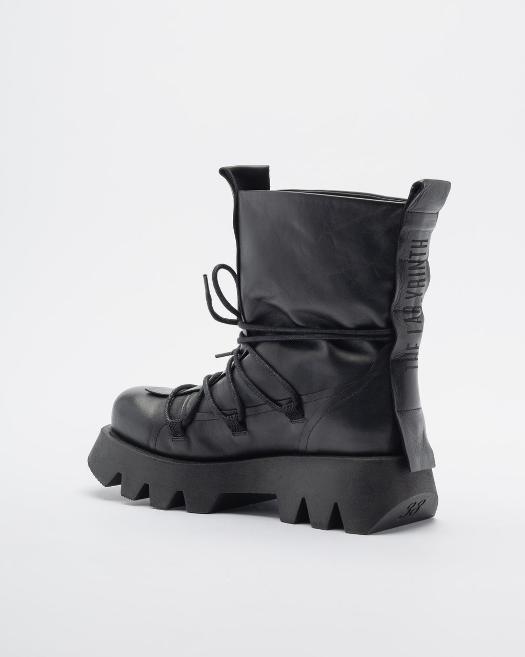The Lab.yrinth 9972 Black Boots