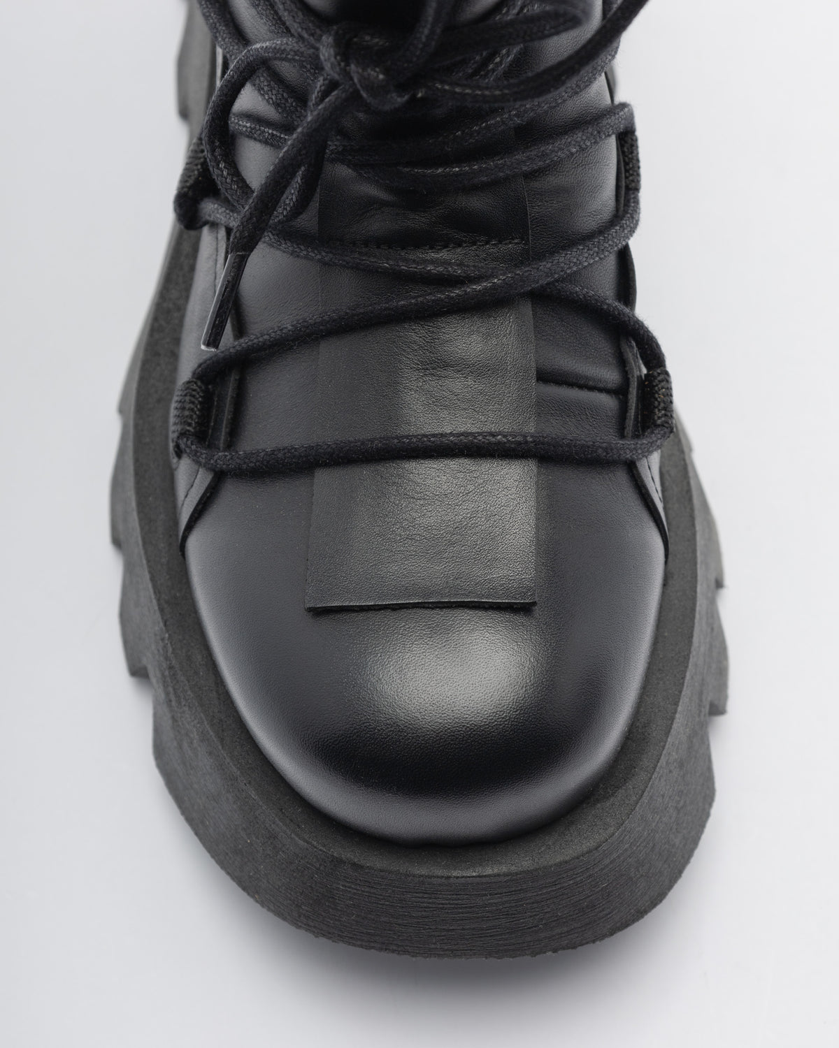 The Lab.yrinth 9972 Black Boots