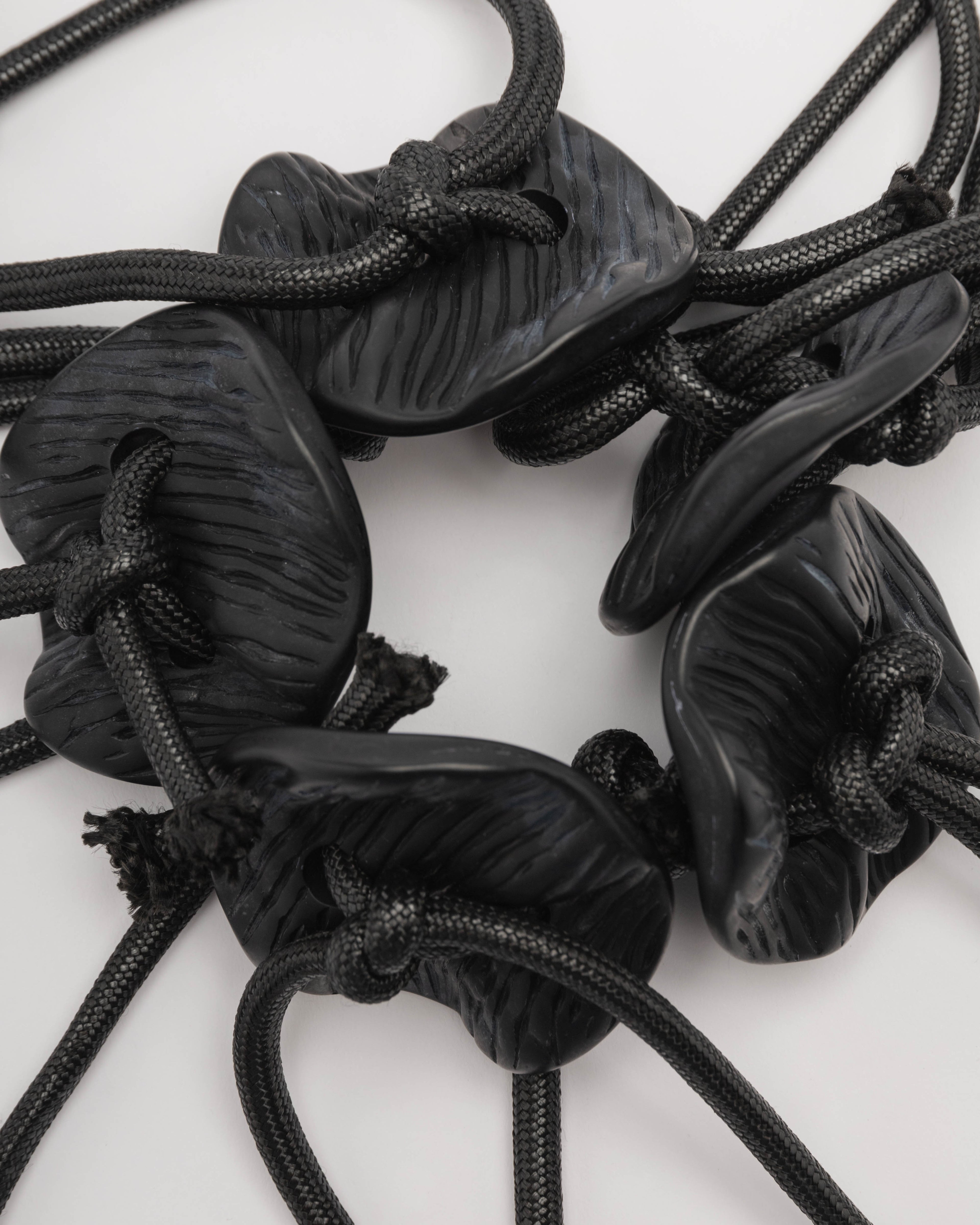 Colar Nu K2419002 Preto - 79-19002-01