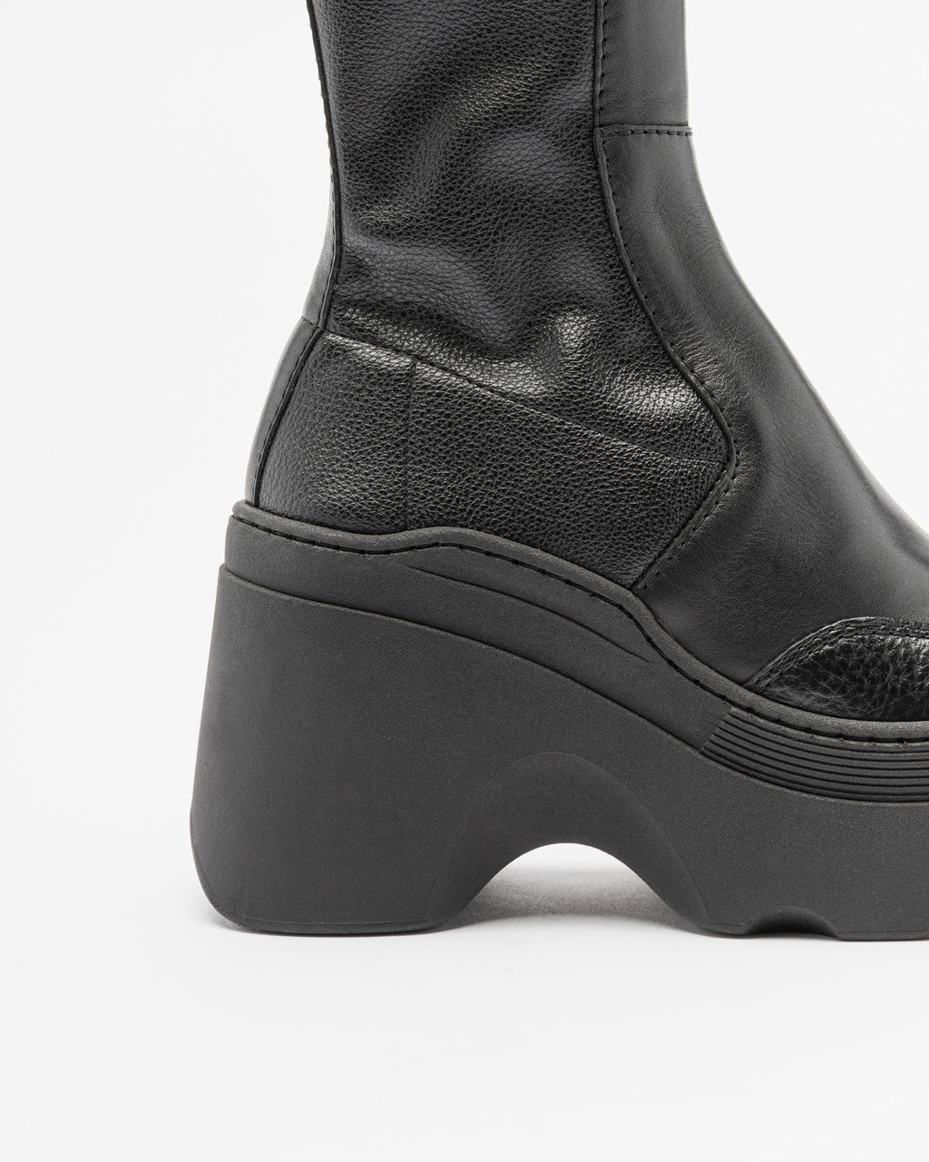 Botas de Cunha E8 by Miista Deandra Preto - 80-DEANDRA-51