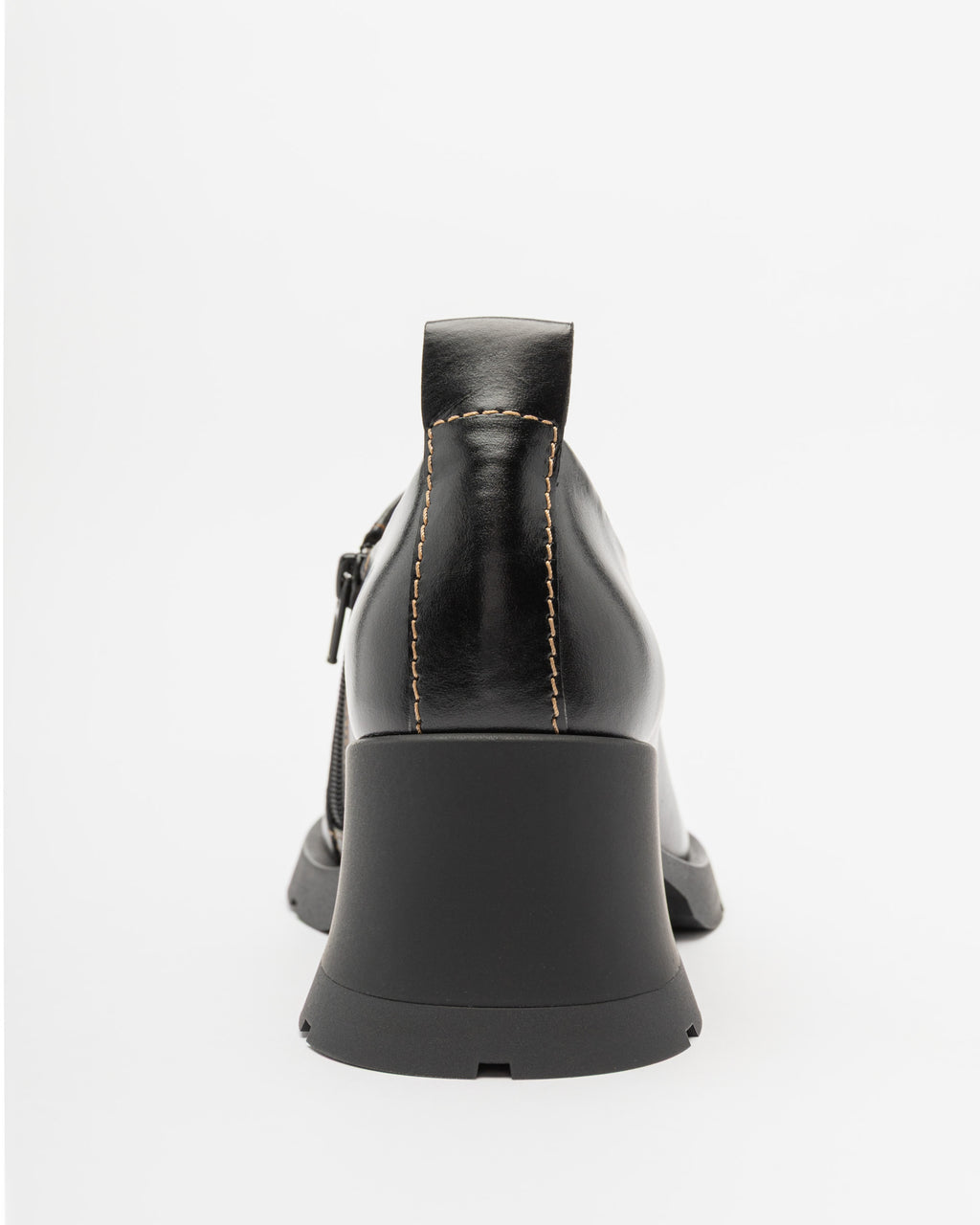 Sapatos E8 by Miista HENAR Preto - 80-HENAR-01