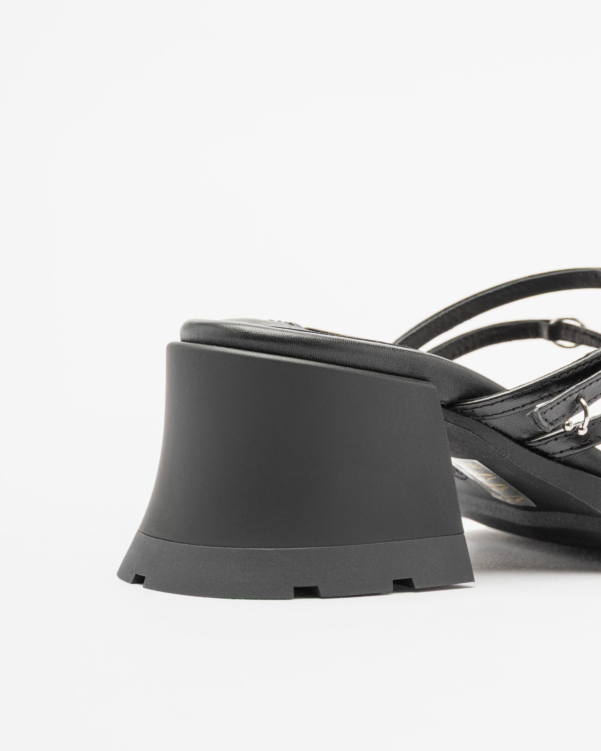 Socas E8 by Miista JASLENE Preto - 80-JASLENE-01