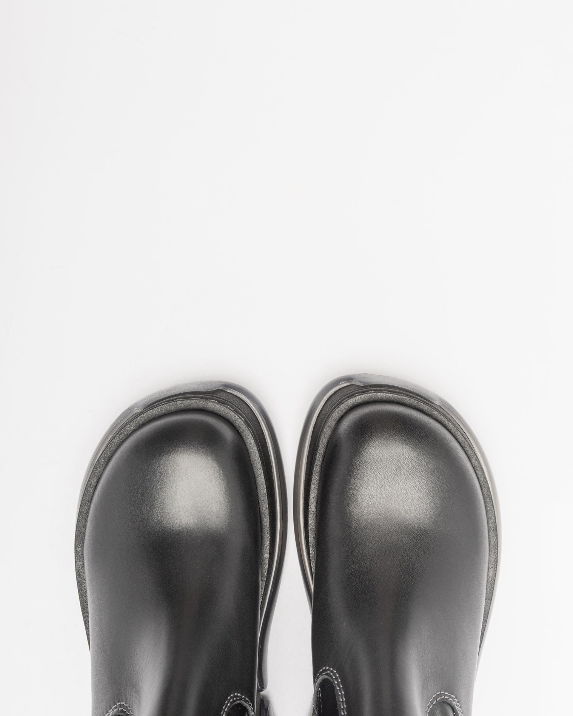 Botas de plataforma E8 by Miista Kattrin Preto - 80-KATTRIN-01