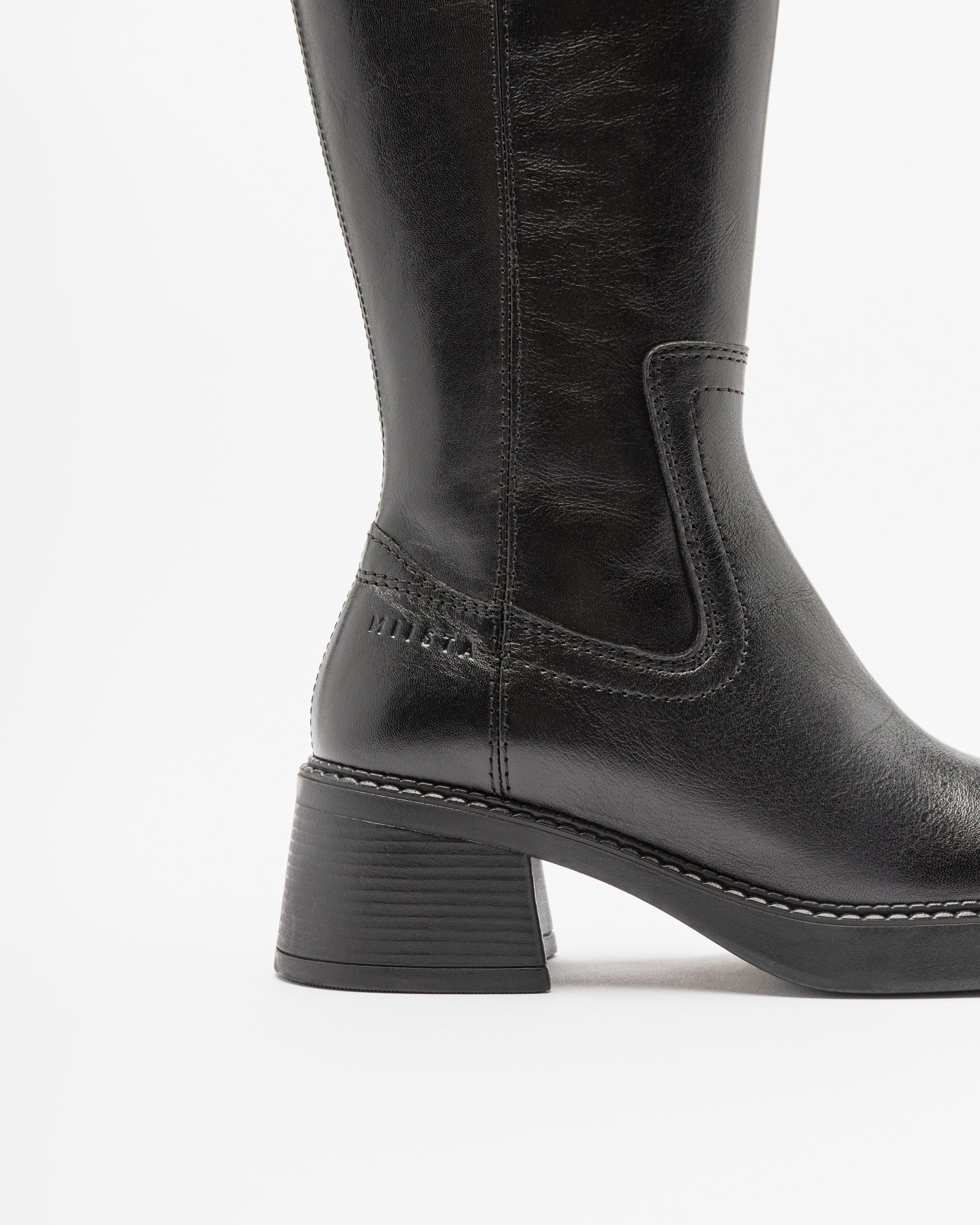 Botas E8 by Miista MARLIES Preto - 80-MARLIES-01