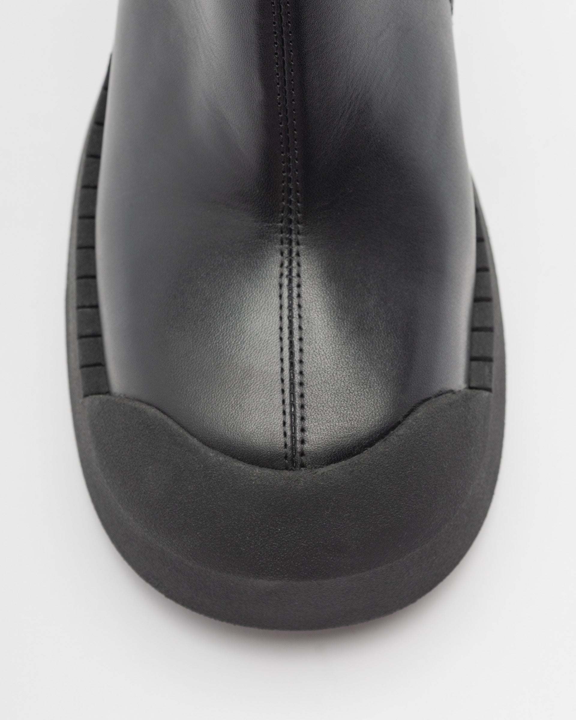 Botas E8 by Miista SIBYLLE Preto - 80-SIBYLLE-01