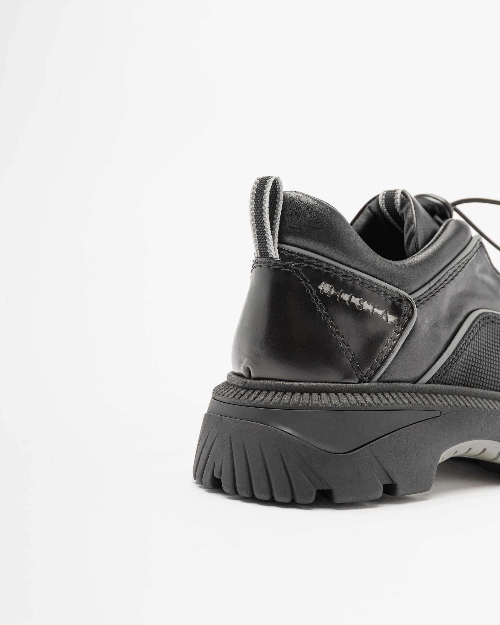 Sapatilhas E8 by Miista VALLE Preto - 80-VALLE-01