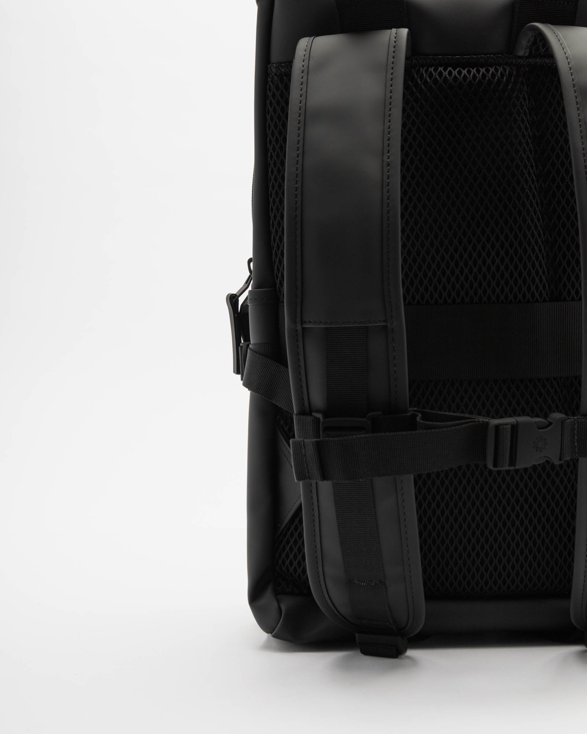 Mochila Rains CargoTexel Preto - 86-14000-01