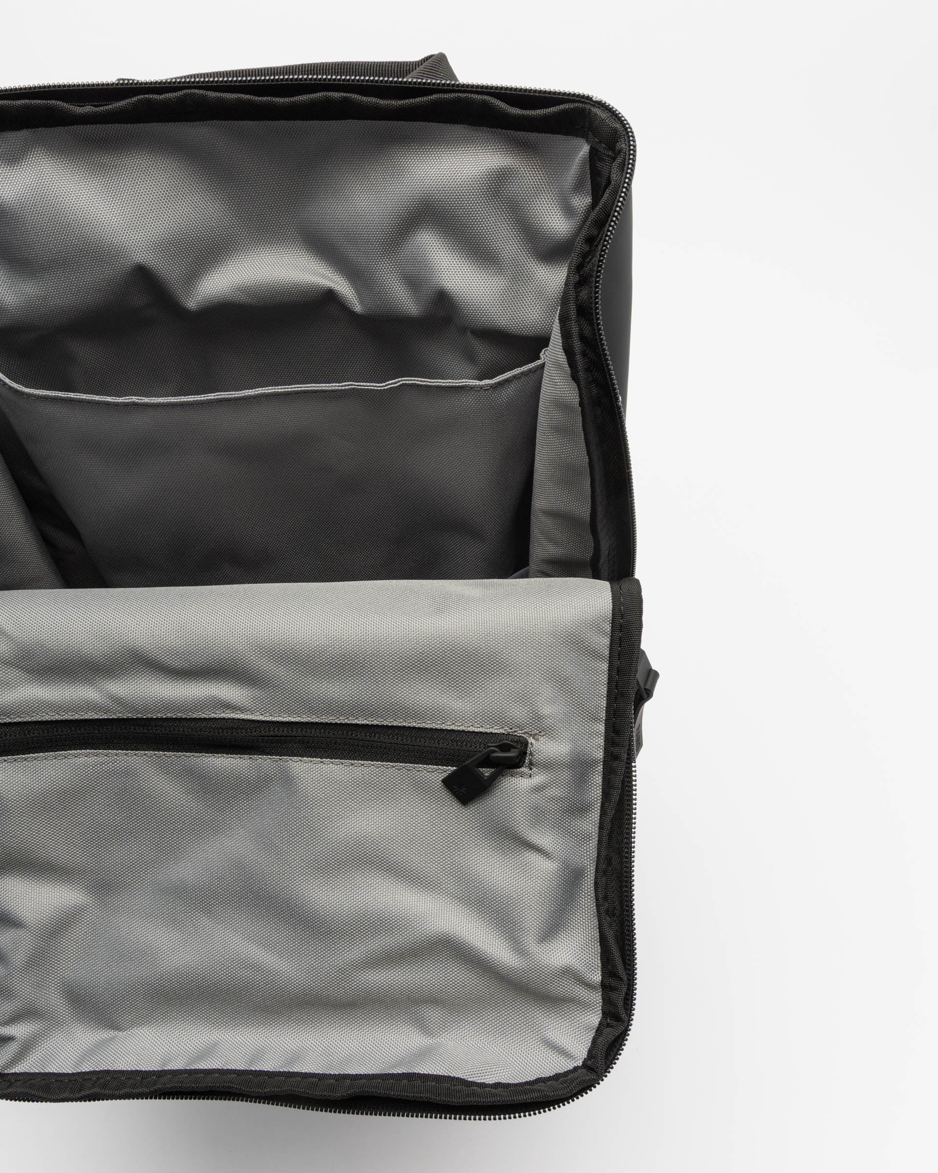 Mochila Rains CargoTexel Preto - 86-14000-01