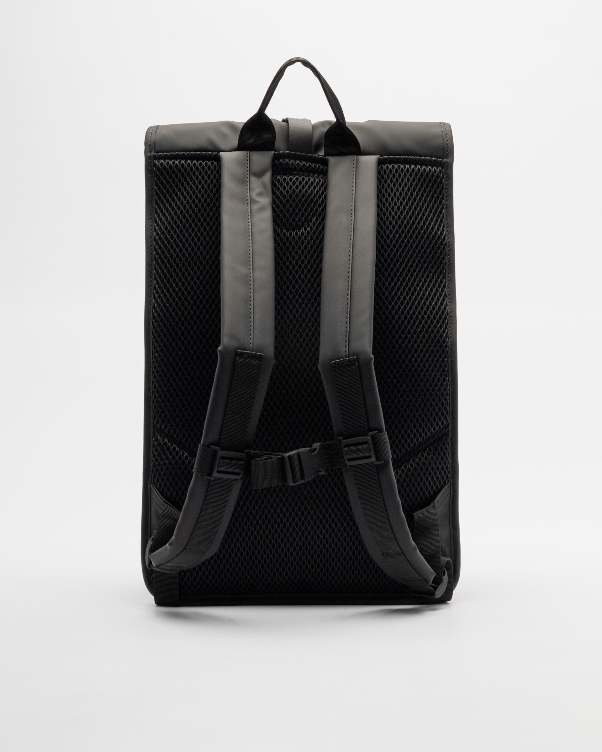 Mochila Rains RolltopRucksack Preto