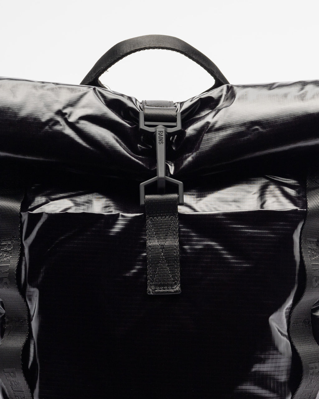 Mochila Rains SibuRolltopRucksackW2 Preto - 86-14770-01
