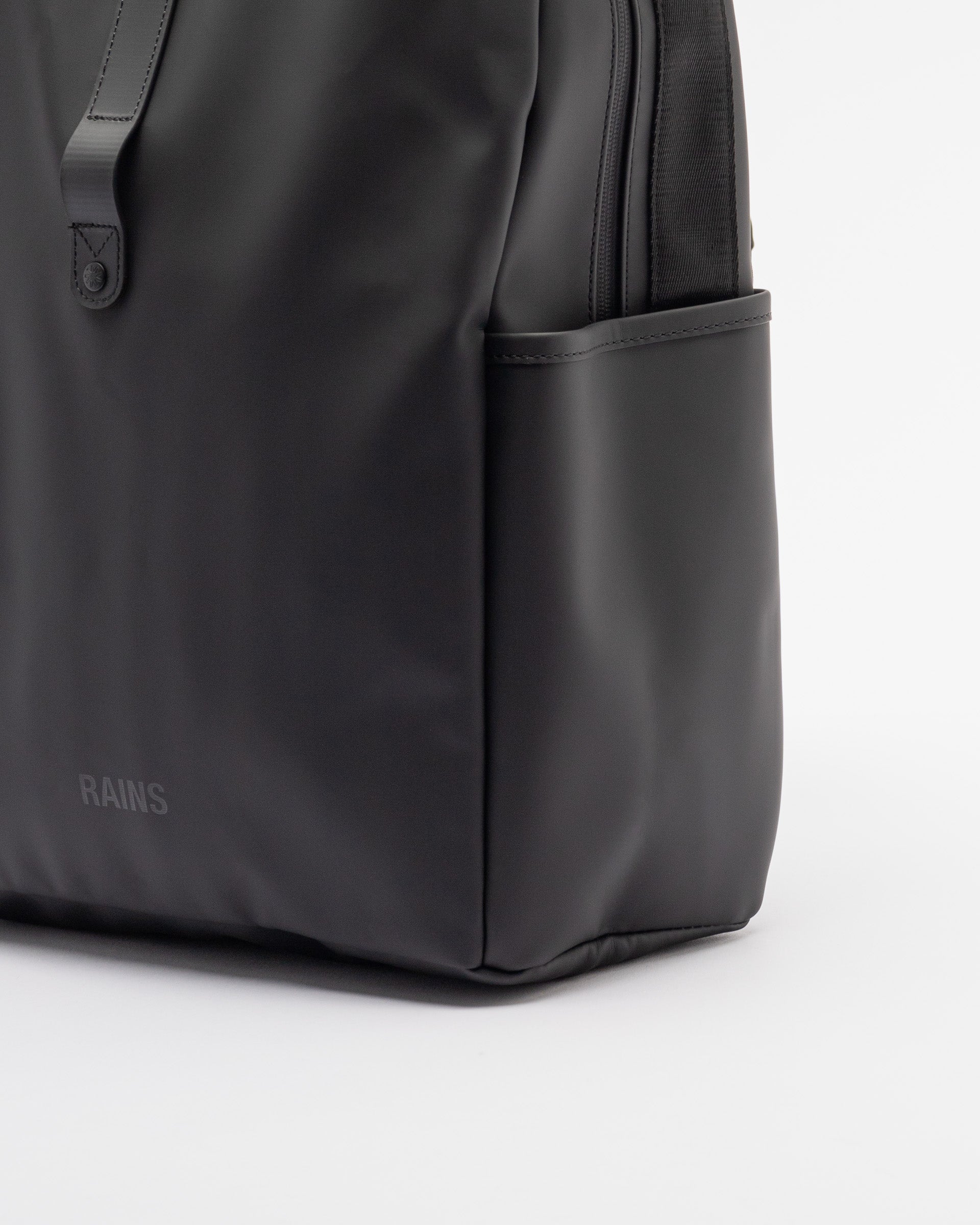 Mochila Rains ClipFrontBackpack Preto - 86-14890-01