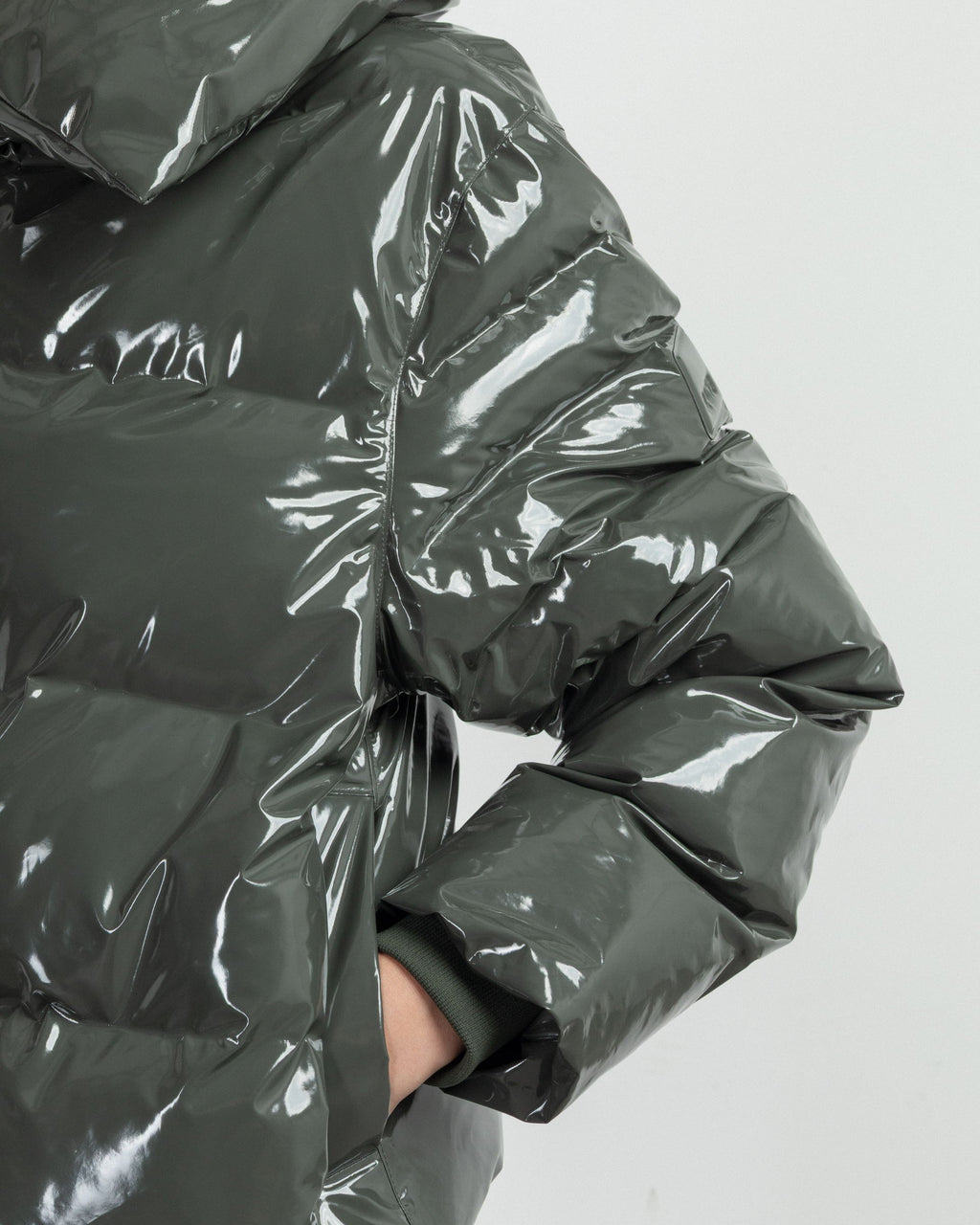 Blusão acolchoado Rains AltaVisionShortPuffer Verde - 86-17230-10